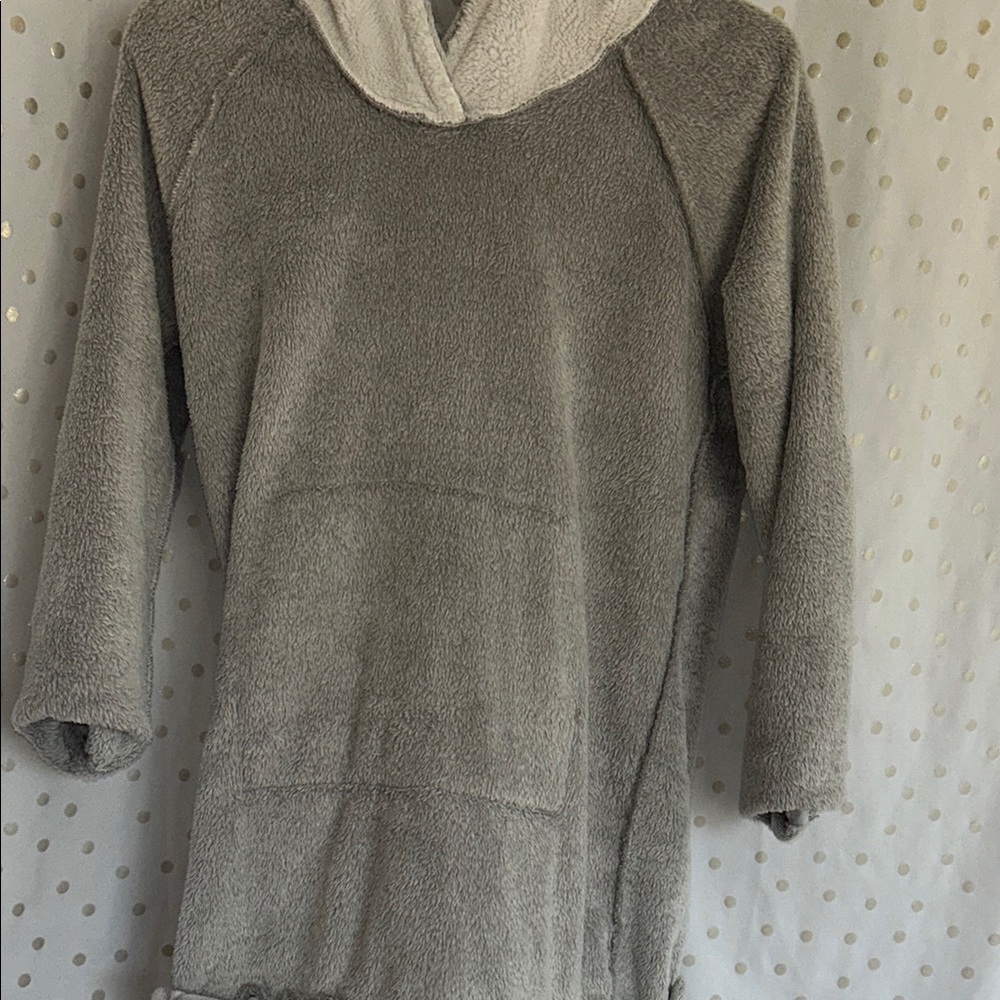 Disney Gray Hooded Robe with Mickey Pattern - Picture 11 of 12